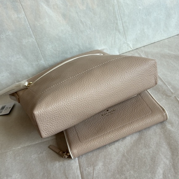 ✅SALE❤️‍🔥🆕Kate Spade Set🎁 - Picture 4 of 7